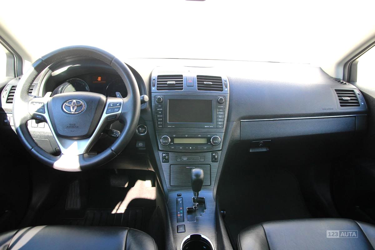 Toyota Avensis, 2010 - pohled č. 12