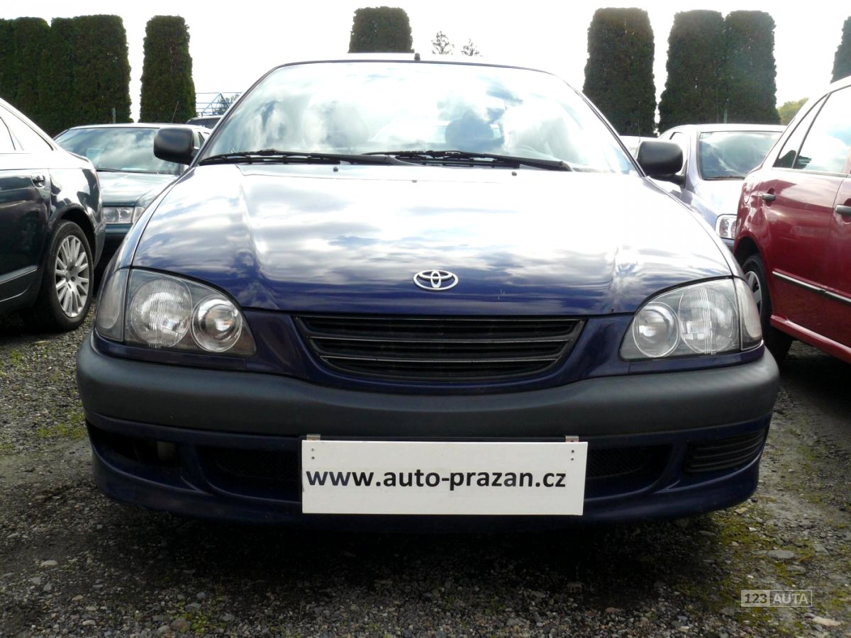 Toyota Avensis, 1999 - pohled č. 3