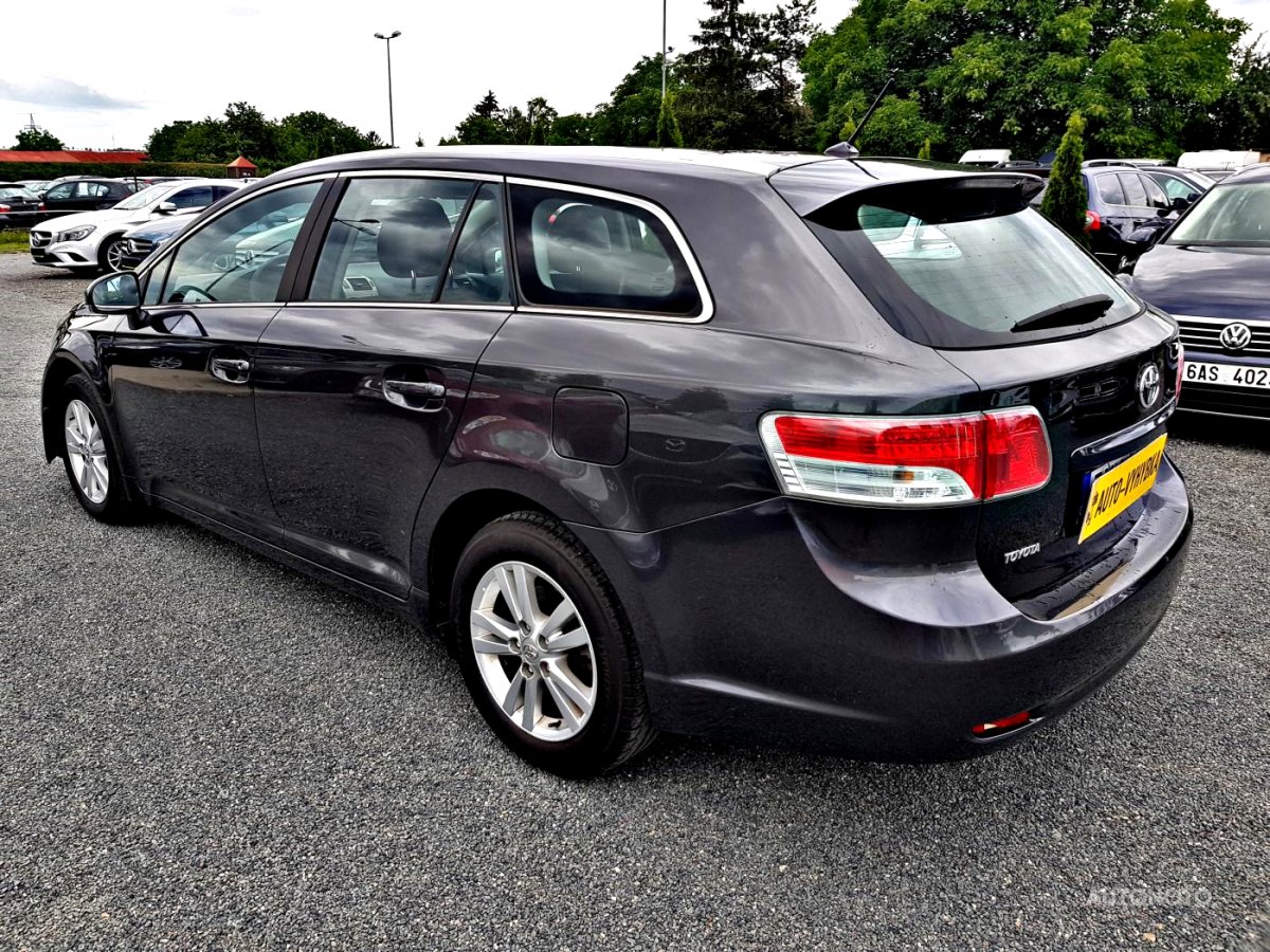 Toyota Avensis, 2011 - pohled č. 5