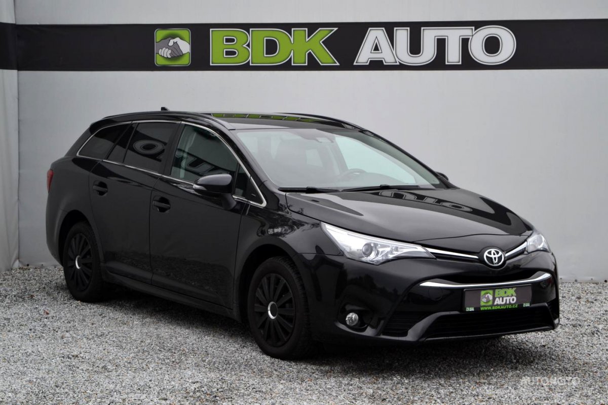 Toyota Avensis, 2016 - celkový pohled