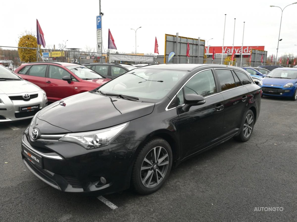 Toyota Avensis, 2016 - celkový pohled