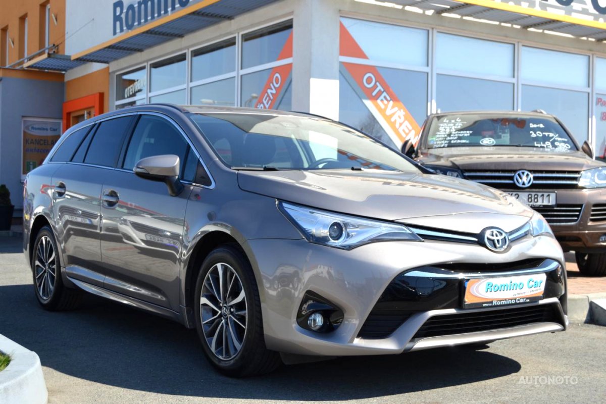 Toyota Avensis, 2016 - celkový pohled