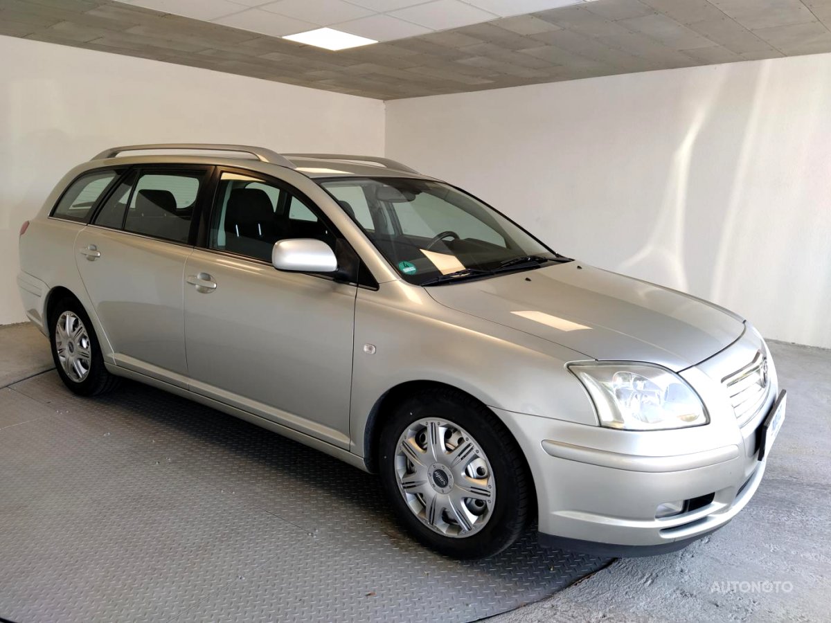 Toyota Avensis, 2005 - celkový pohled