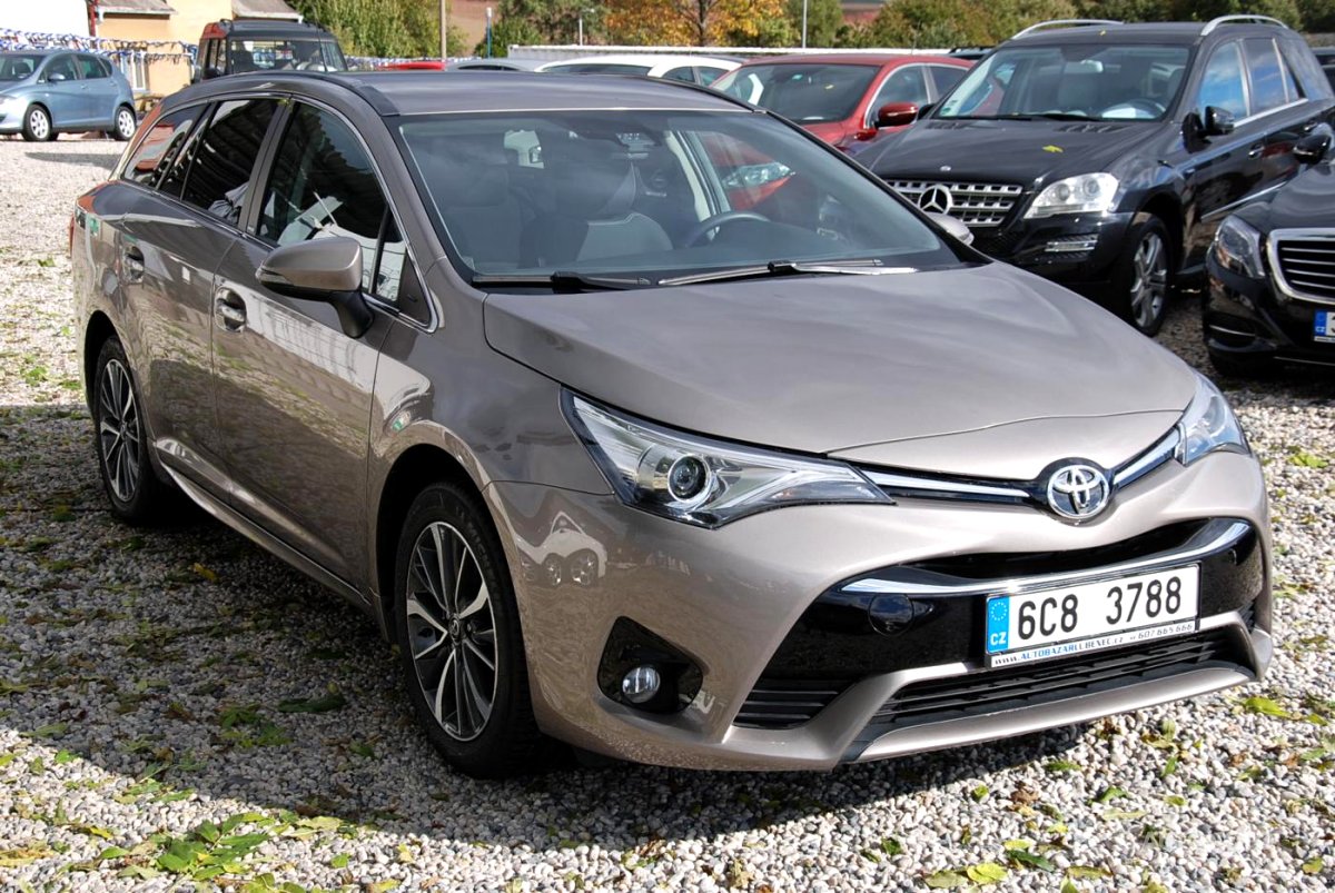 Toyota Avensis, 2016 - pohled č. 2