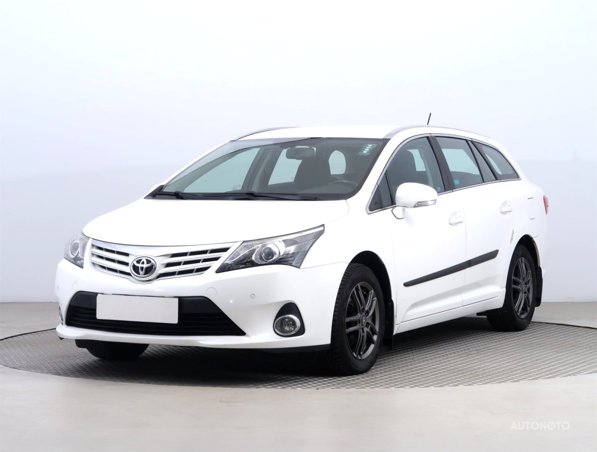 Toyota Avensis, 2012 - pohled č. 3