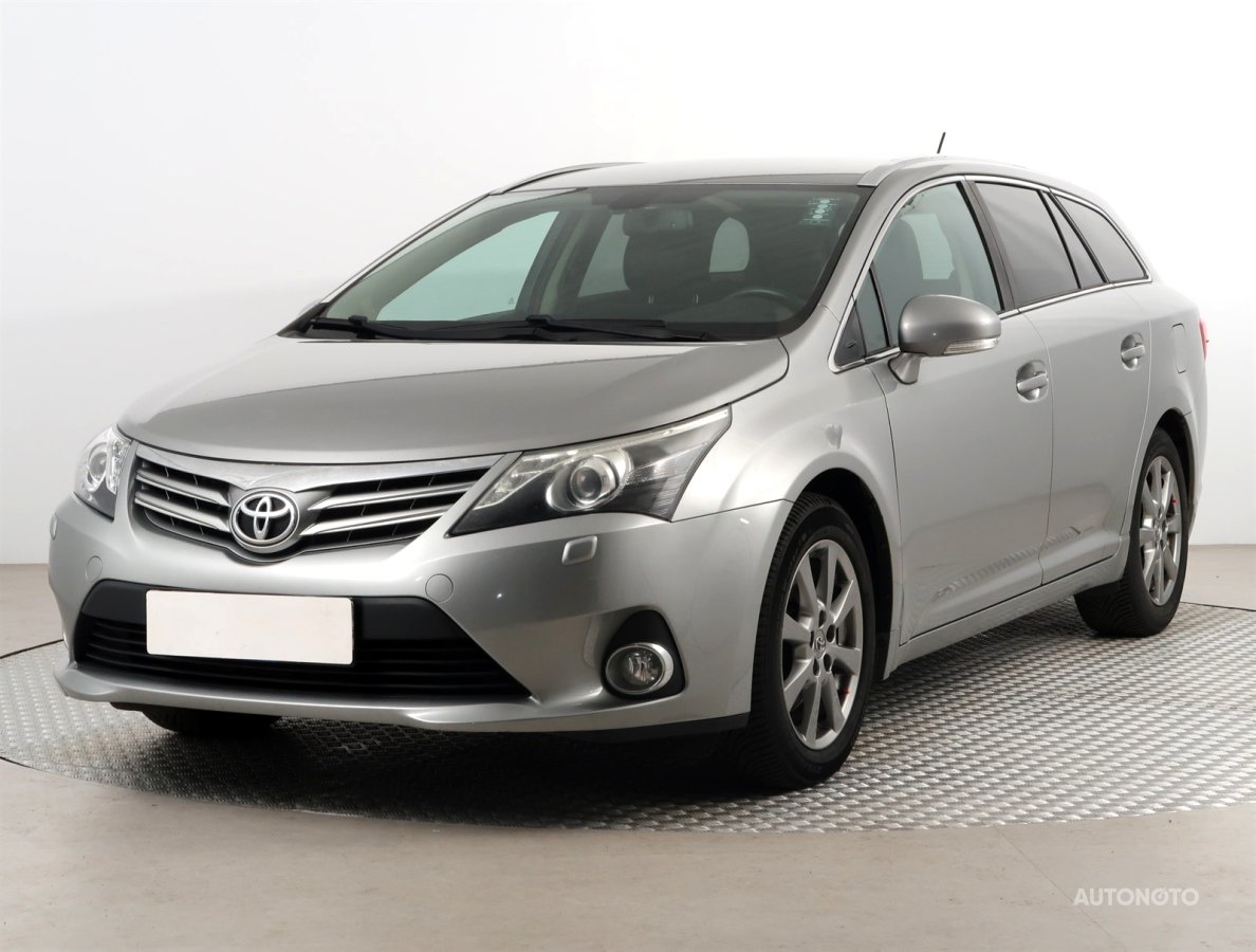 Toyota Avensis, 2012 - pohled č. 3