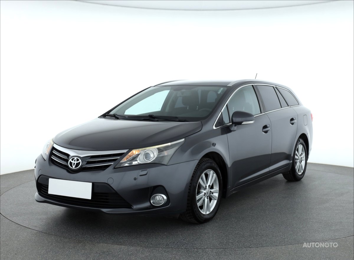 Toyota Avensis, 2013 - pohled č. 3