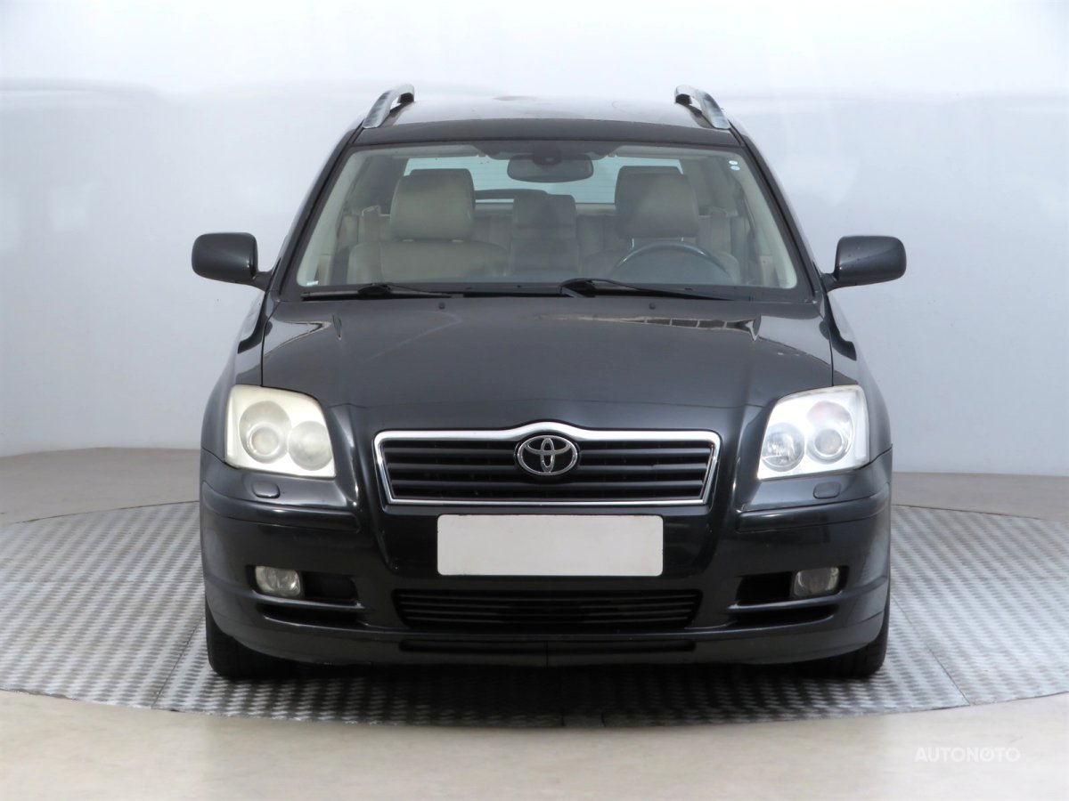 Toyota Avensis, 2004 - pohled č. 2