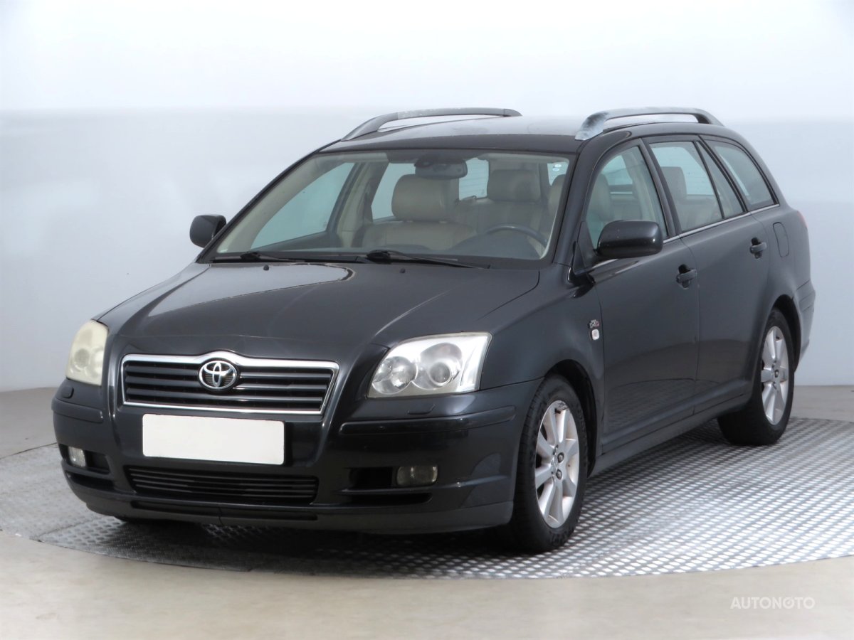 Toyota Avensis, 2004 - pohled č. 3