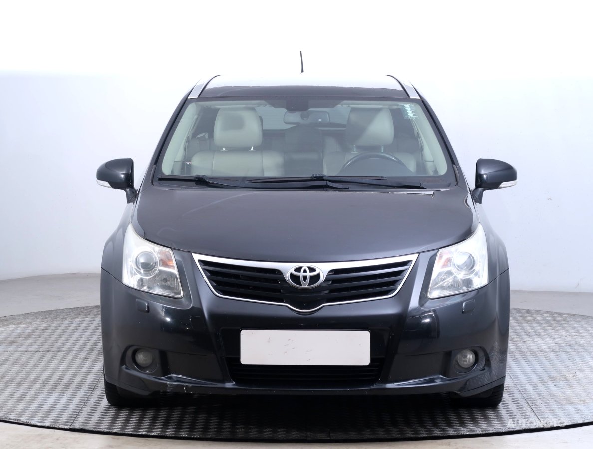 Toyota Avensis, 2011 - pohled č. 2