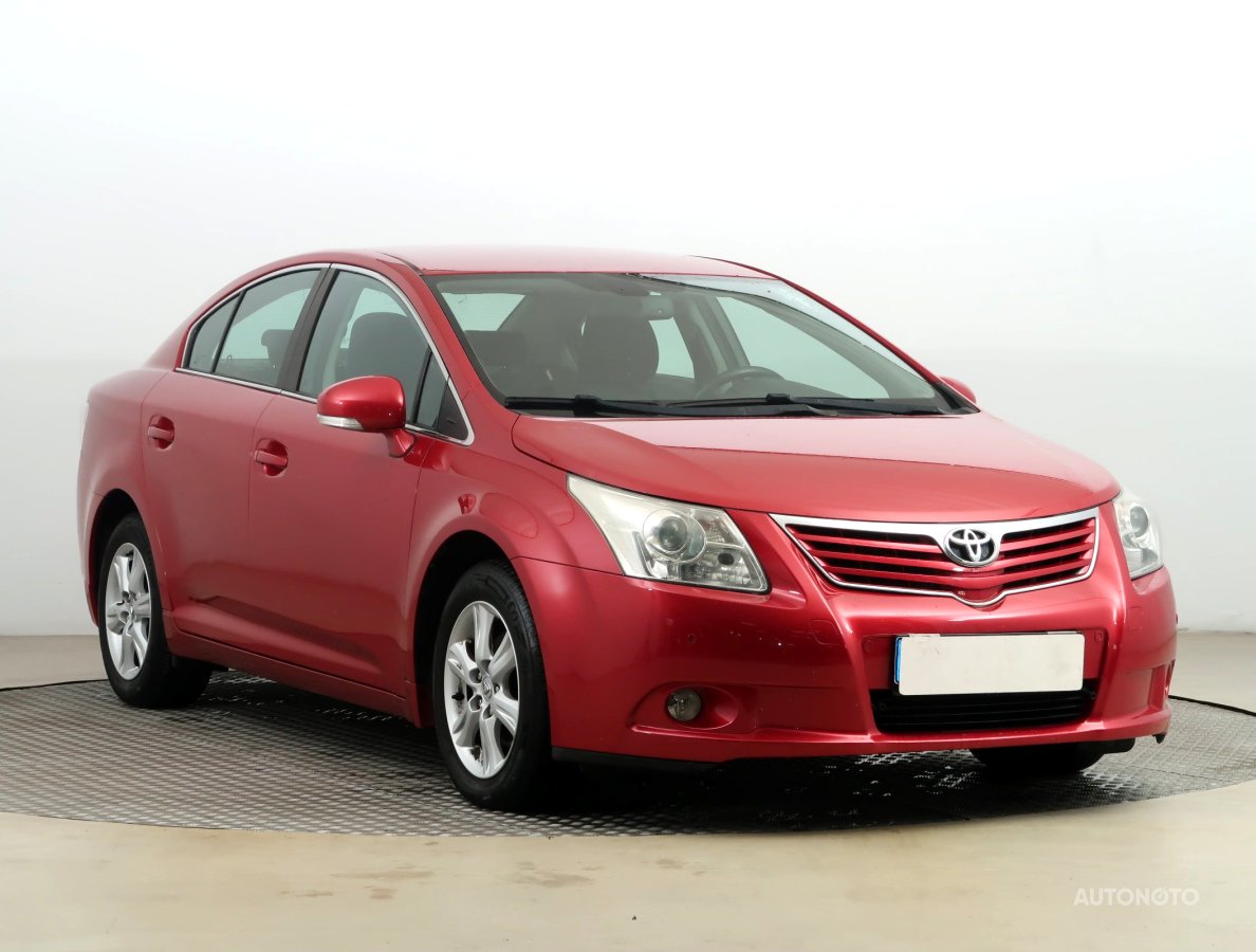 Toyota Avensis, 2011 - celkový pohled