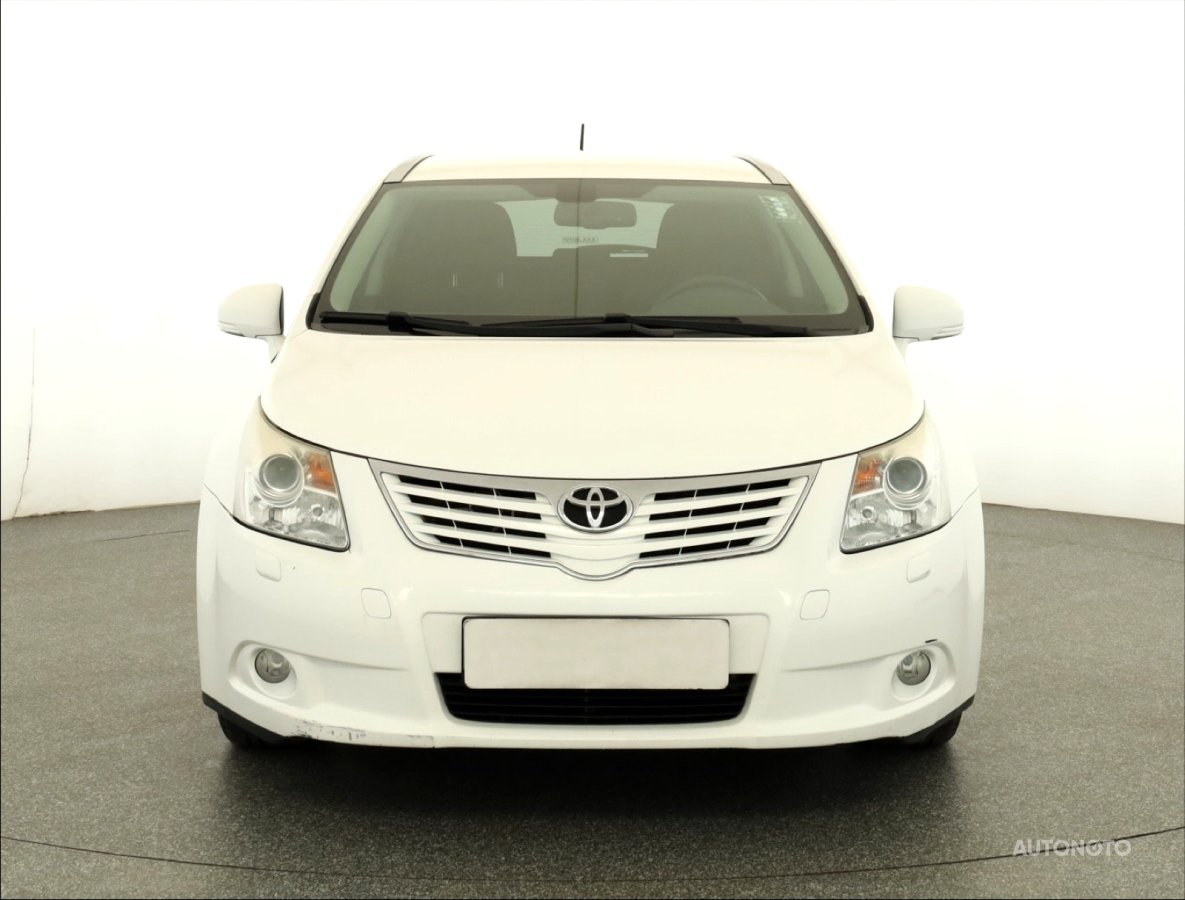 Toyota Avensis, 2010 - pohled č. 2