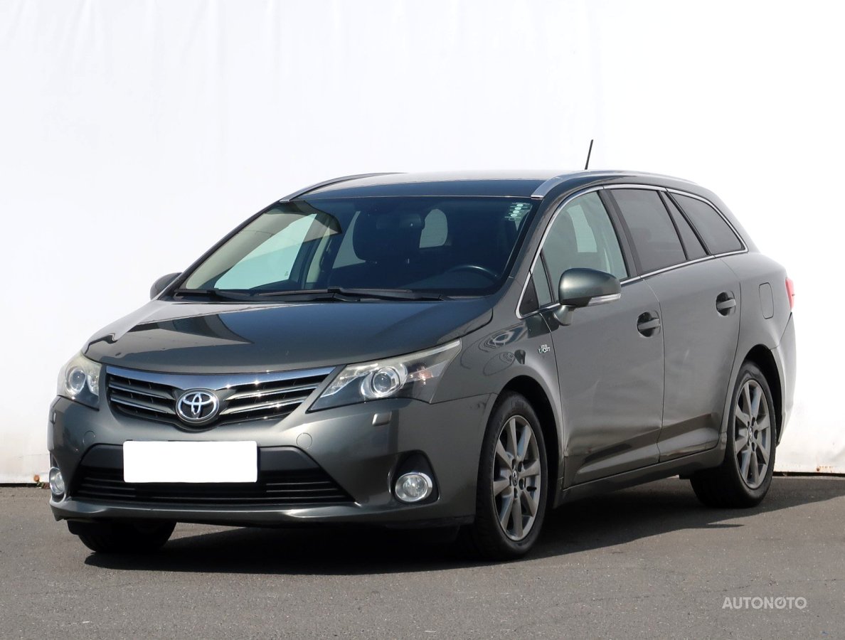 Toyota Avensis, 2012 - pohled č. 3