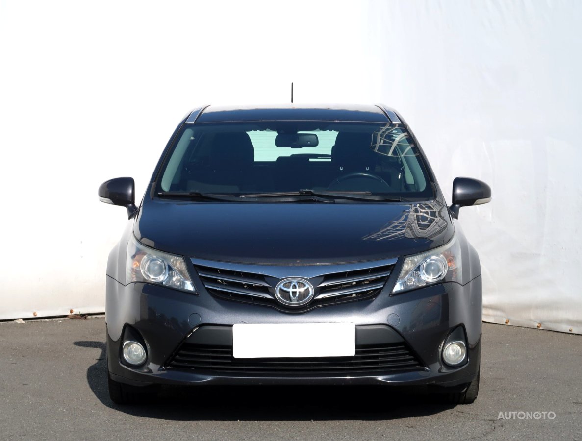 Toyota Avensis, 2012 - pohled č. 2