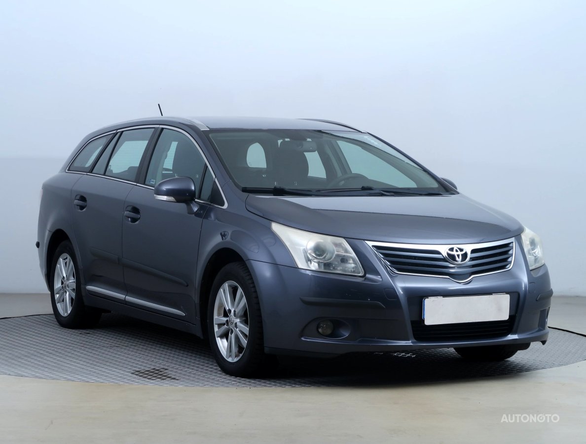 Toyota Avensis, 2009 - celkový pohled