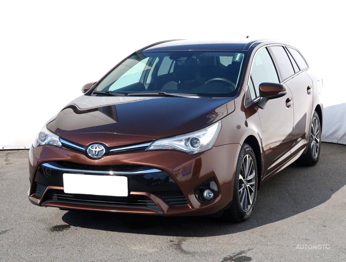 Toyota Avensis, 2016 - pohled č. 3