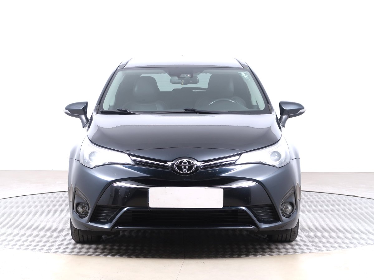 Toyota Avensis, 2016 - pohled č. 2