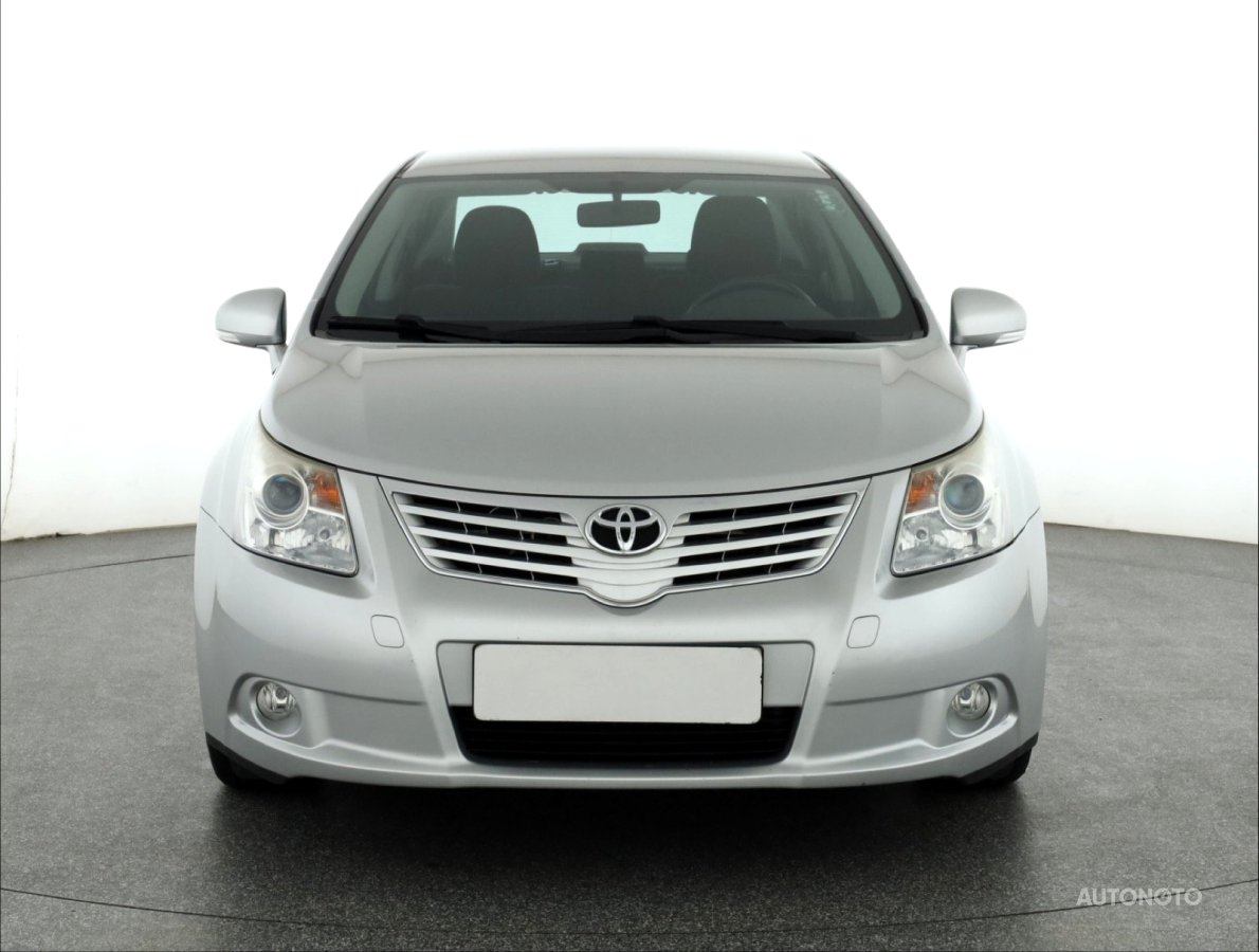 Toyota Avensis, 2010 - pohled č. 2