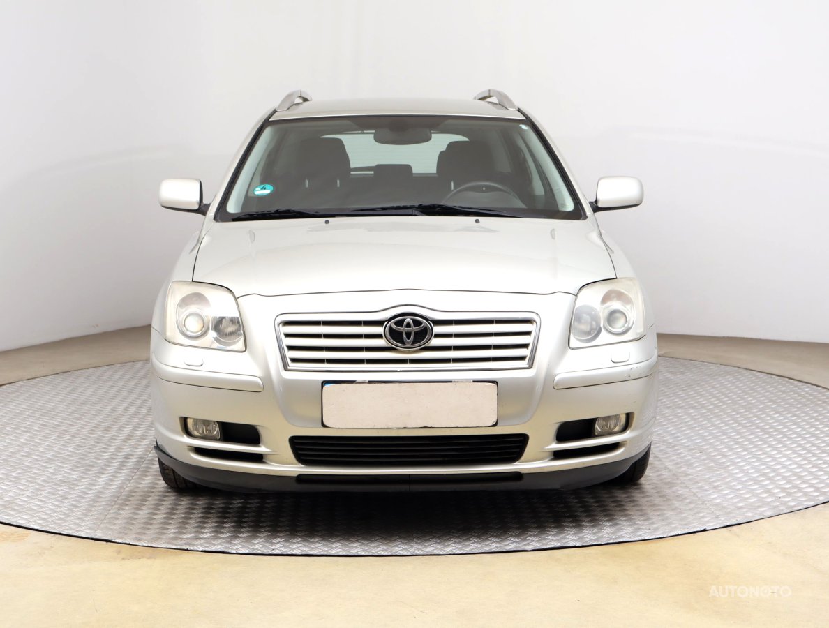 Toyota Avensis, 2004 - pohled č. 2