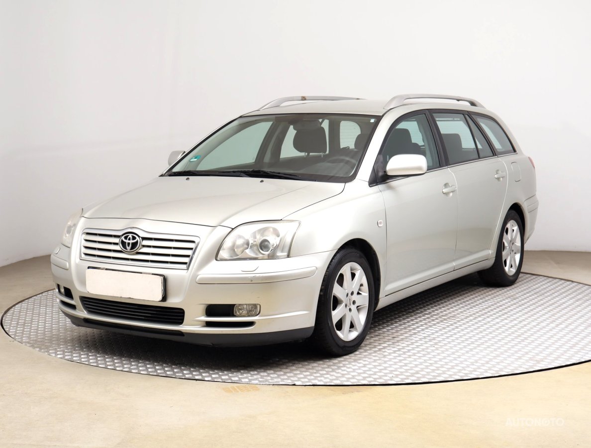 Toyota Avensis, 2004 - pohled č. 3