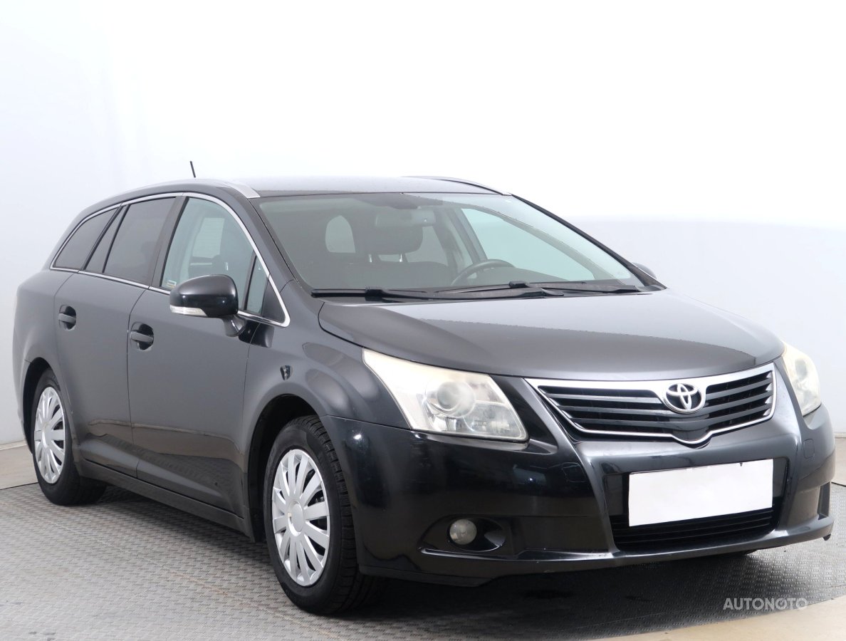 Toyota Avensis, 2009 - celkový pohled