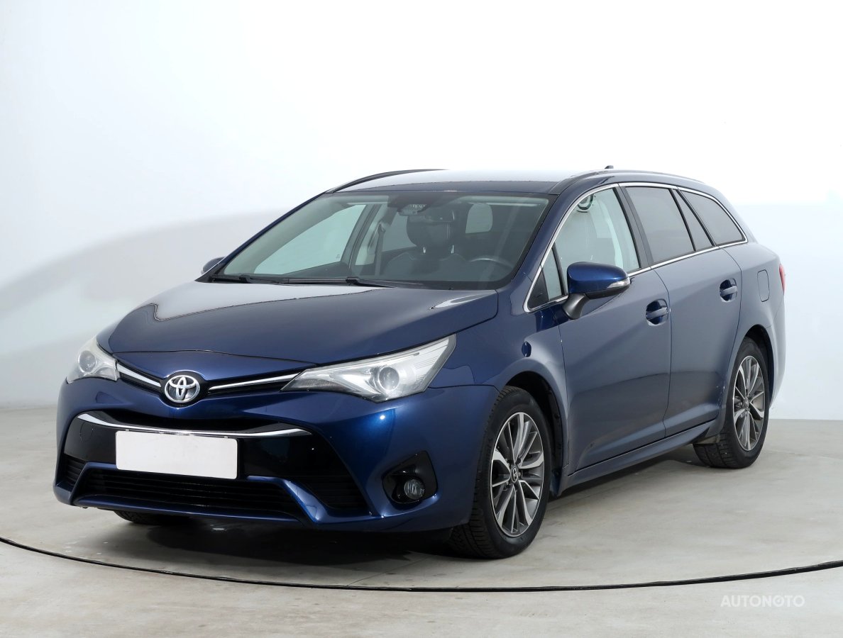 Toyota Avensis, 2016 - pohled č. 3