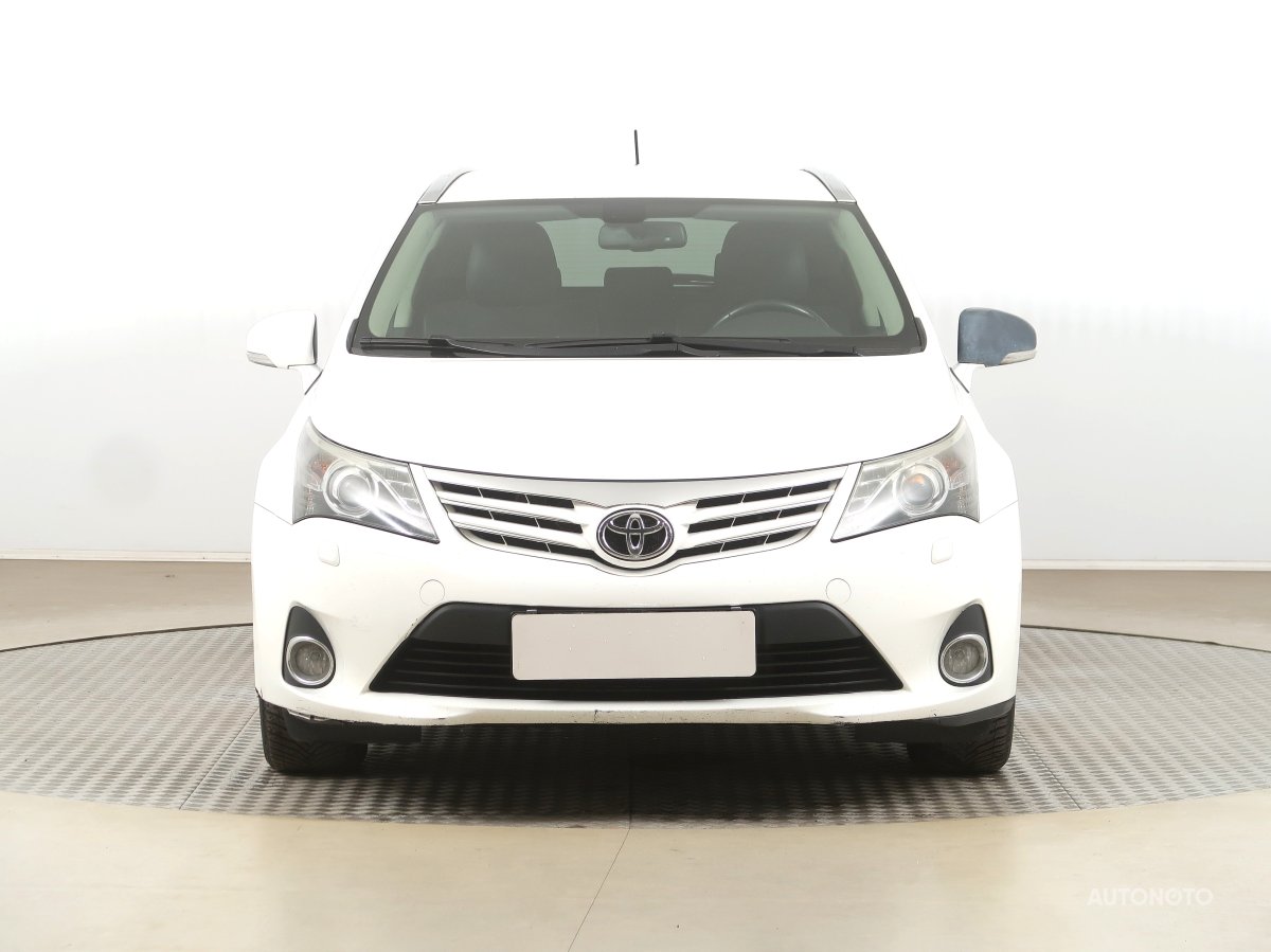 Toyota Avensis, 2013 - pohled č. 2