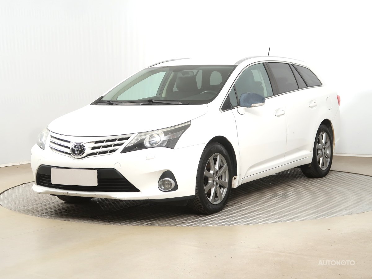 Toyota Avensis, 2013 - pohled č. 3