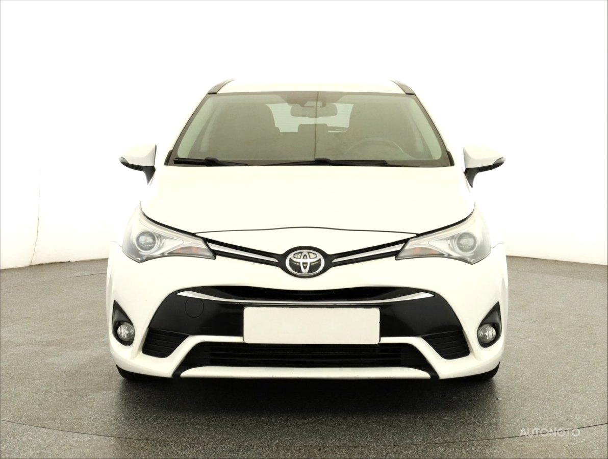 Toyota Avensis, 2018 - pohled č. 2