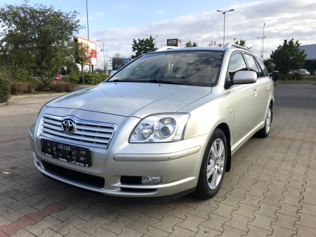 Toyota Avensis, 2004