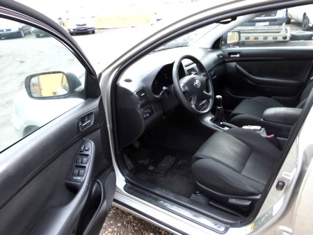 Toyota Avensis, 2003 - pohled č. 11