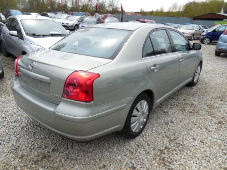 Toyota Avensis, 2004 - pohled č. 3