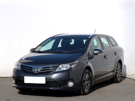 Toyota Avensis, 2012 - pohled č. 3