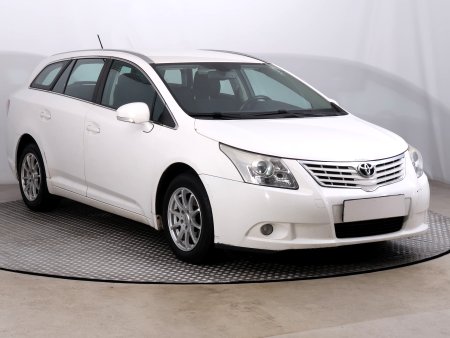 Toyota Avensis, 2010