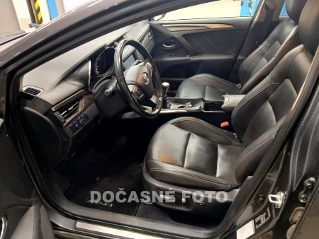 Toyota Avensis, 2016 - pohled č. 3