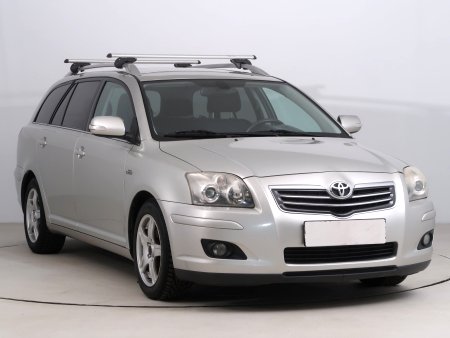 Toyota Avensis, 2009