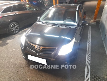 Toyota Avensis, 2012