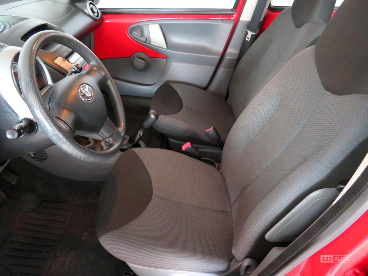 Toyota Aygo, 2006 - pohled č. 11