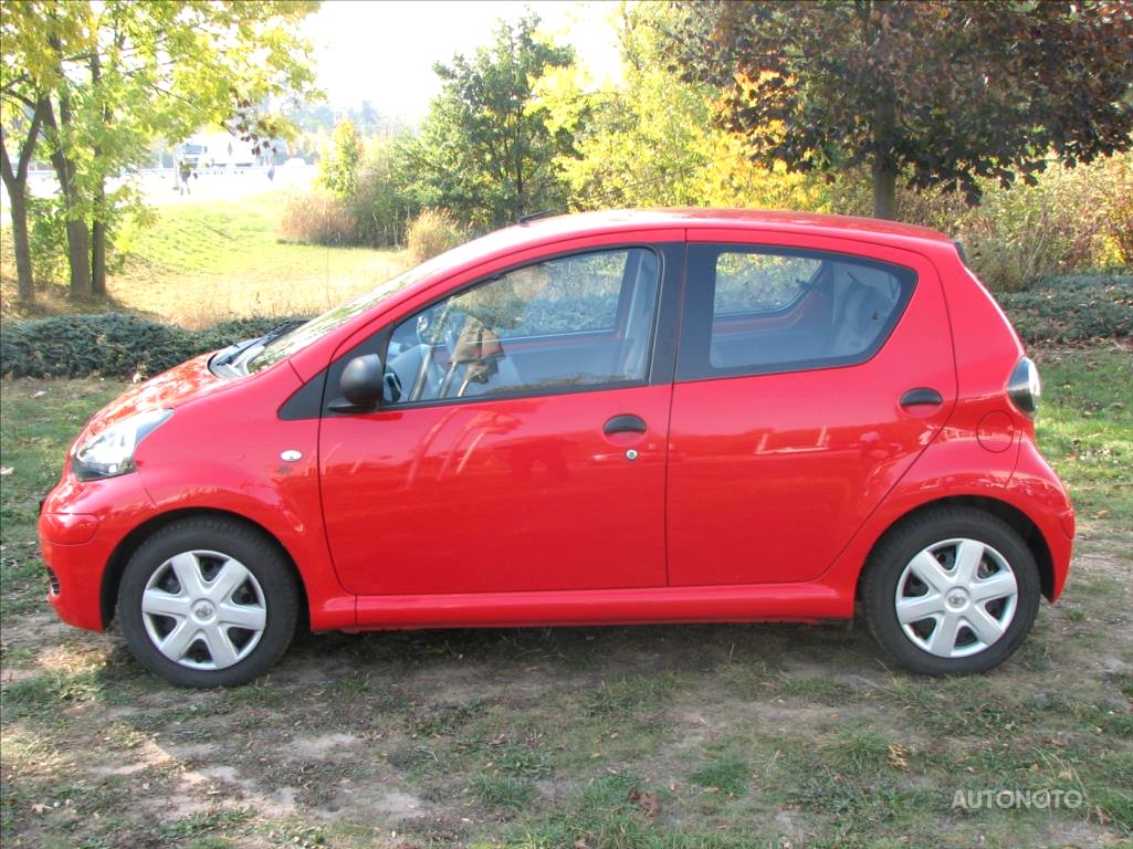 Toyota Aygo, 2010 - pohled č. 4