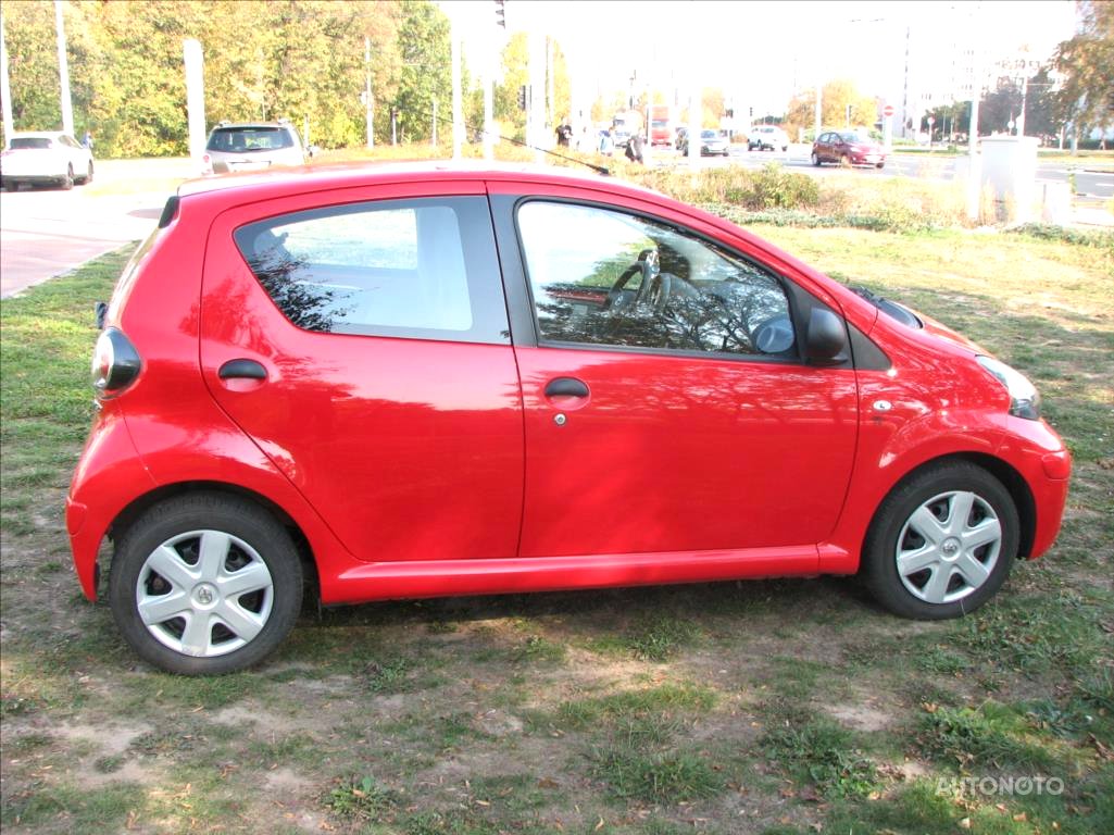 Toyota Aygo, 2010 - pohled č. 6