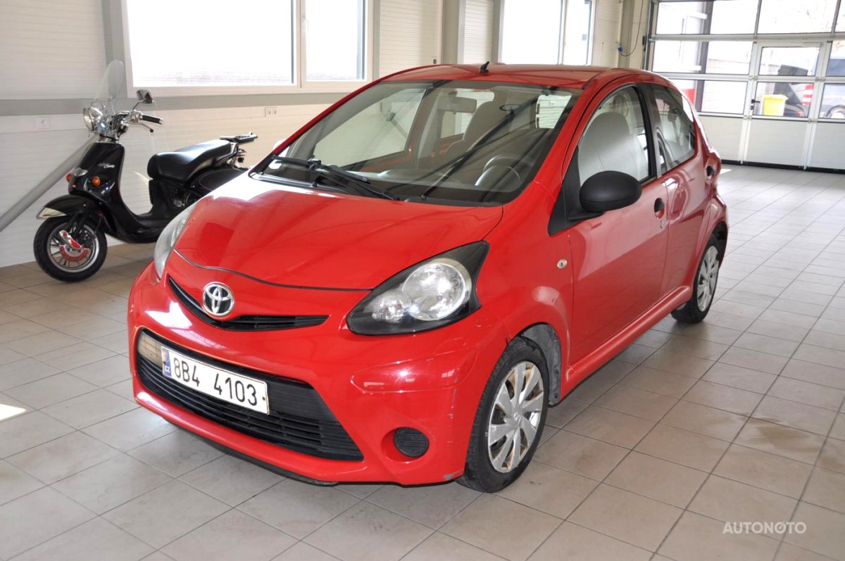 Toyota Aygo, 2012 - celkový pohled