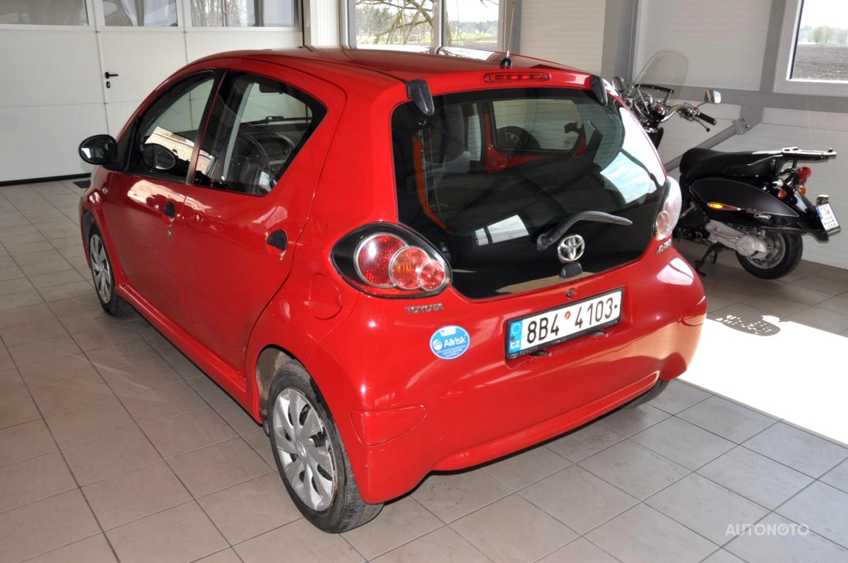 Toyota Aygo, 2012 - pohled č. 3
