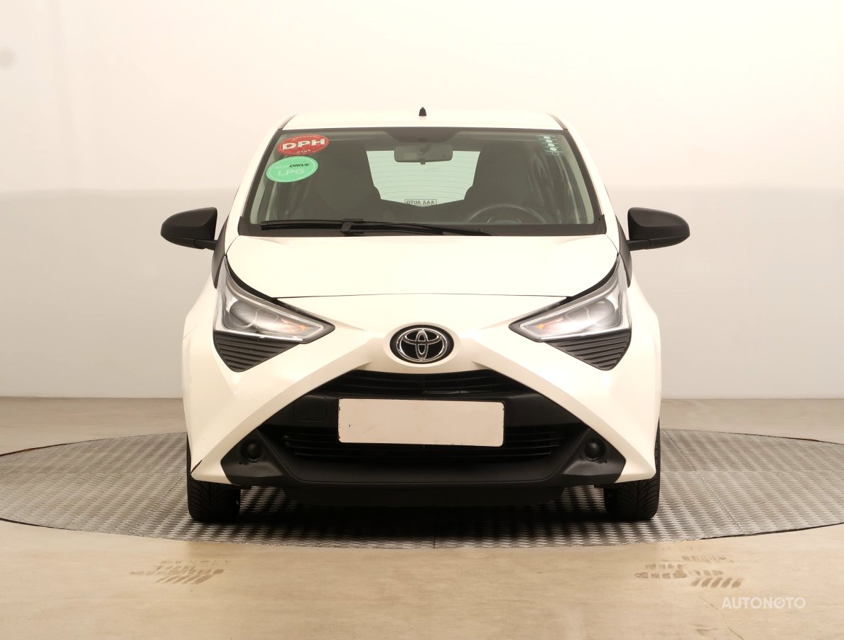 Toyota Aygo, 2021 - pohled č. 2