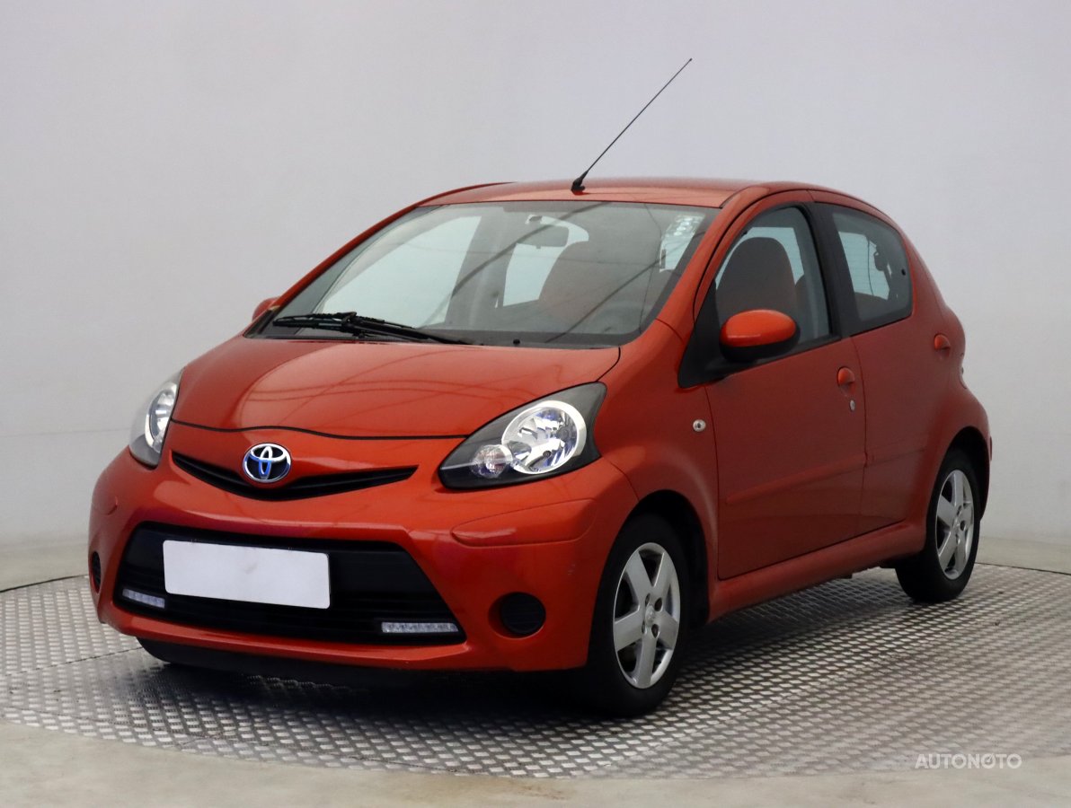 Toyota Aygo, 2012 - pohled č. 3