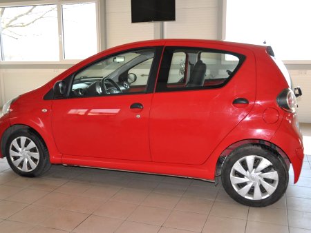 Toyota Aygo, 2012 - pohled č. 2