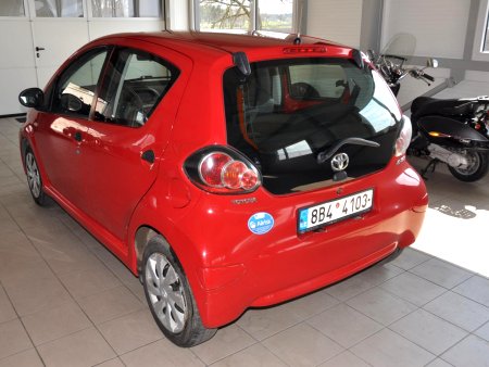 Toyota Aygo, 2012 - pohled č. 3