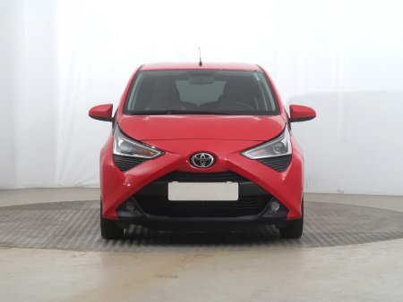 Toyota Aygo, 2020 - pohled č. 2