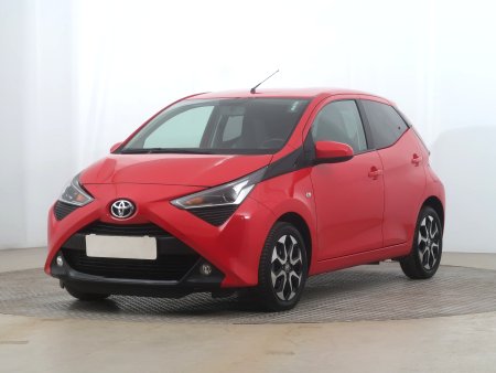 Toyota Aygo, 2020 - pohled č. 3