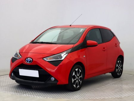 Toyota Aygo, 2020 - pohled č. 3