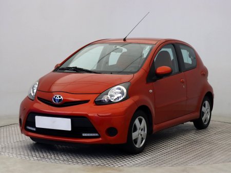 Toyota Aygo, 2012 - pohled č. 3